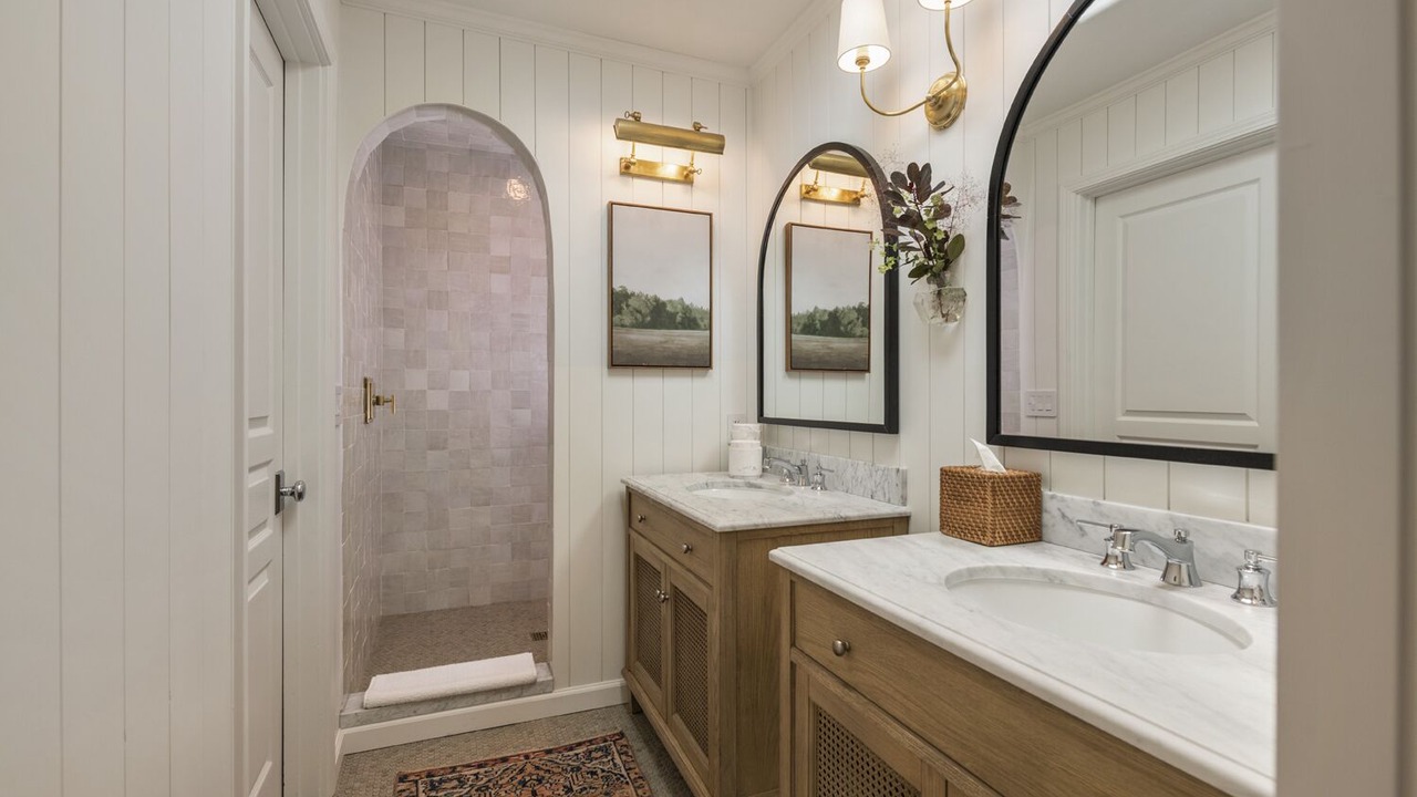 Photo of Bathroom in Freestone