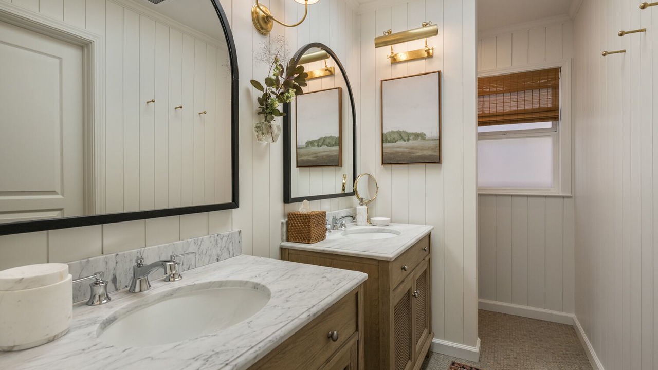 Photo of Bathroom in Freestone