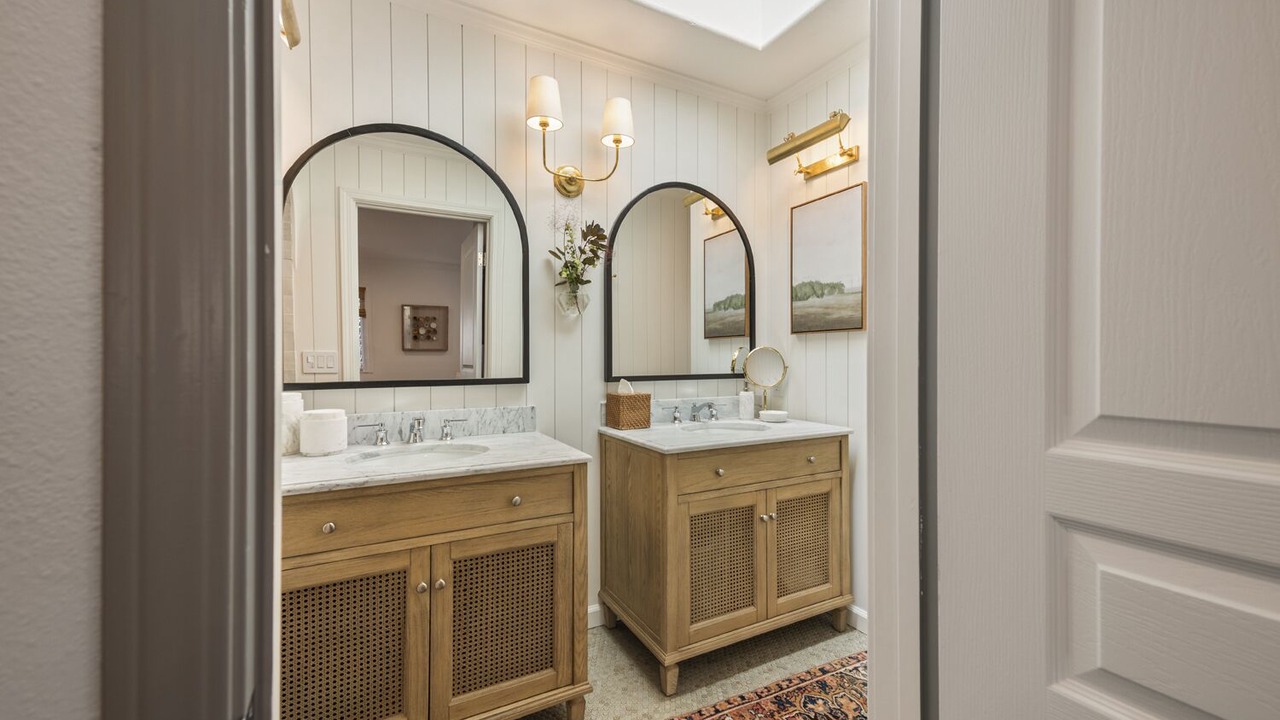 Photo of Bathroom in Freestone
