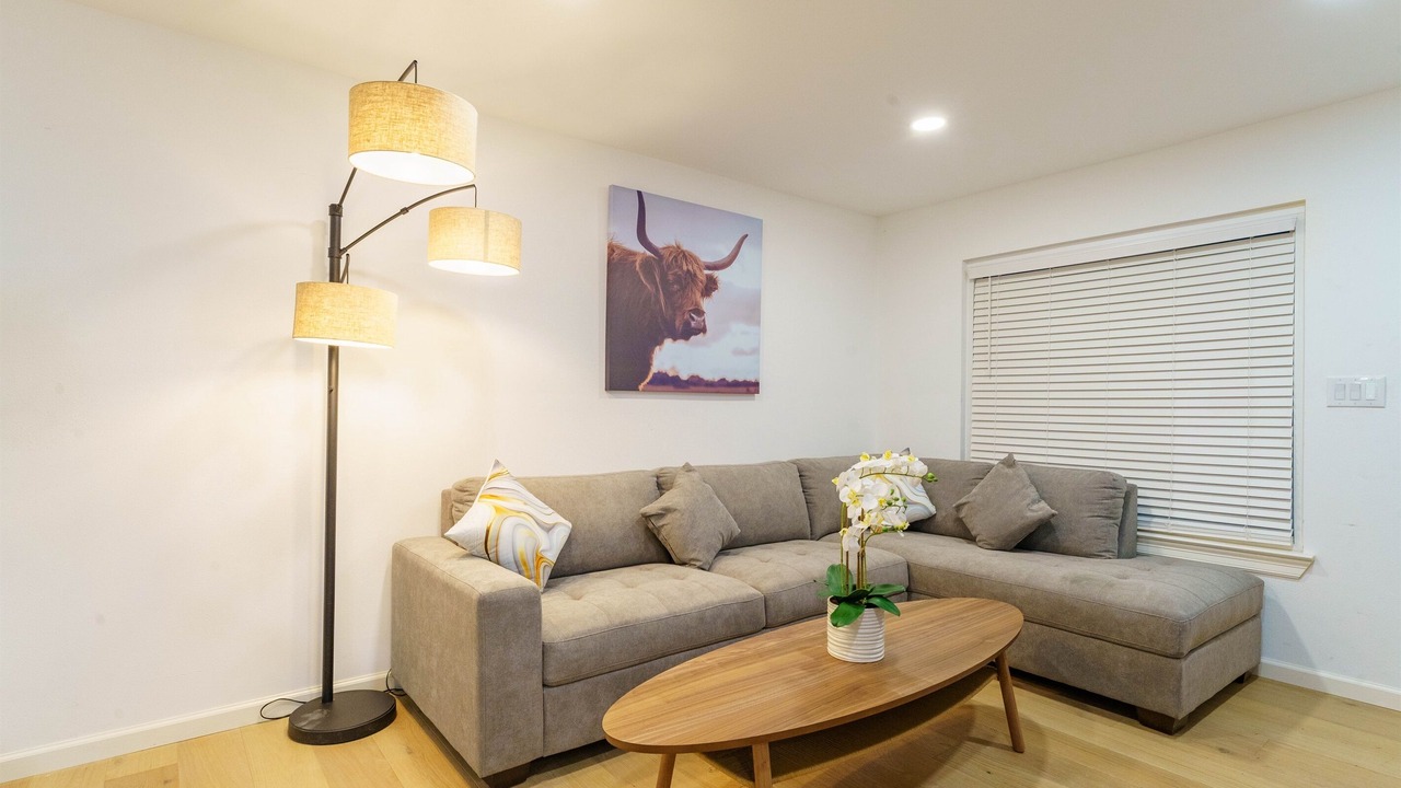 Photo of Livingroom in Rosewood