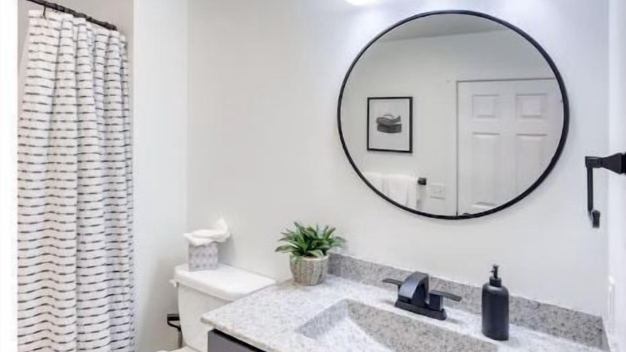 Photo of Bathroom in Lincoln