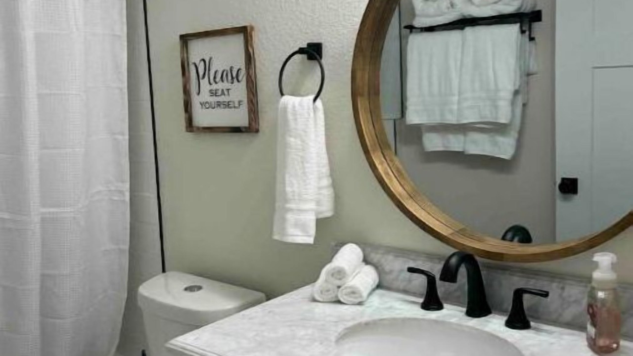 Photo of Bathroom in Canyon