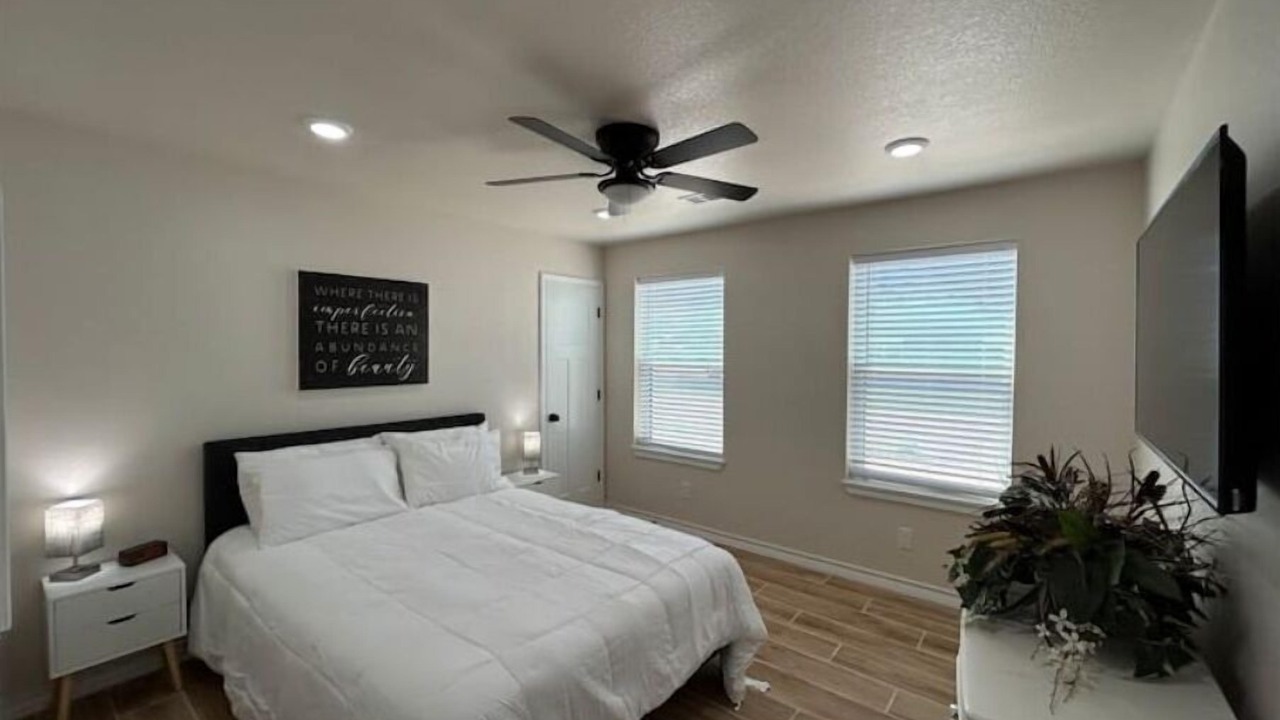 Photo of Bedroom in Canyon