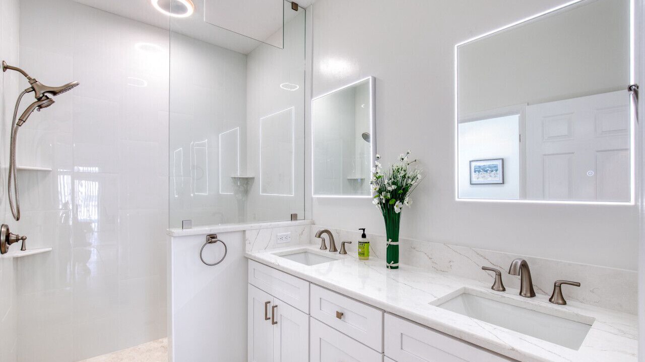 Photo of Bathroom in Palm Harbor