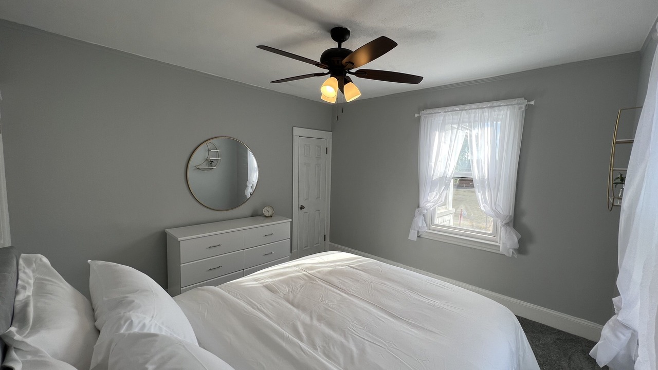 Photo of Bedroom in Center