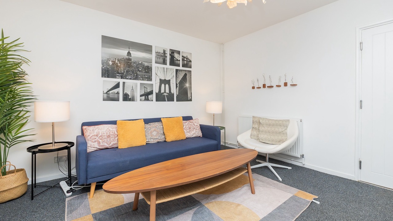 Photo of Livingroom in Severn Beach