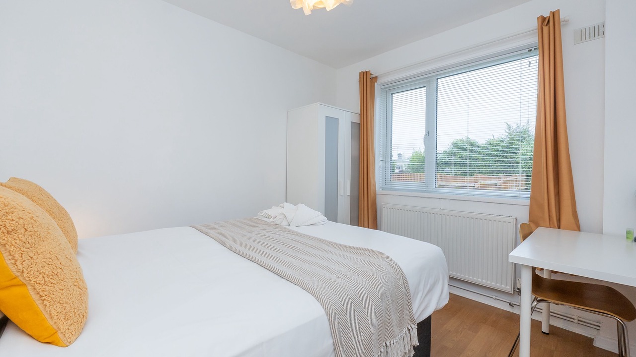 Photo of Bedroom in Severn Beach