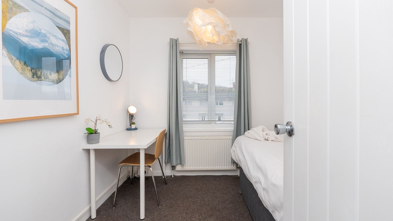 Photo of Bedroom in Severn Beach