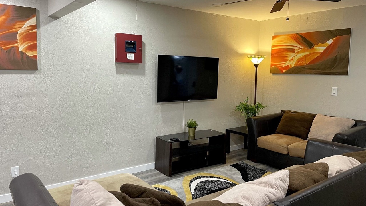 Photo of Livingroom in Corridor