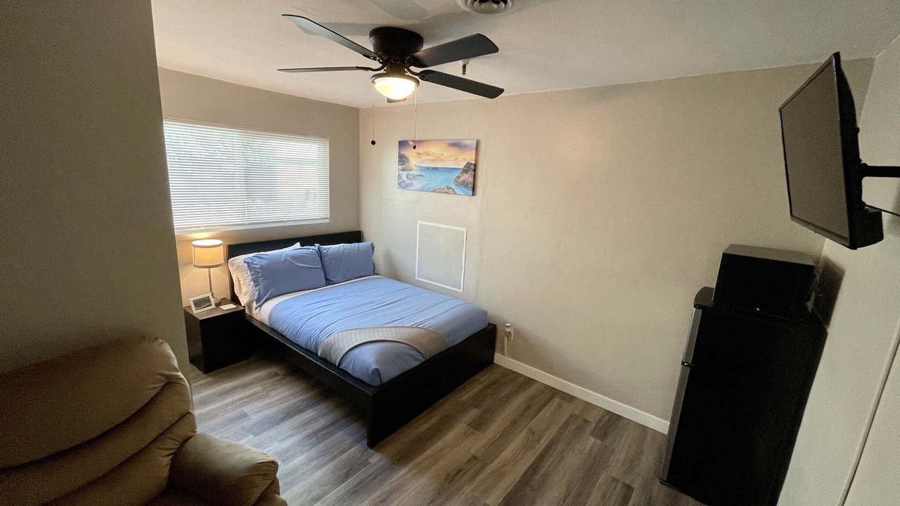 Photo of Bedroom in Corridor