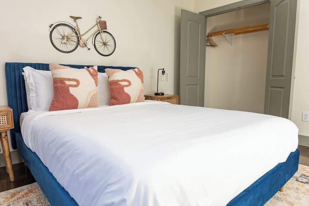 Photo of Bedroom in Roanoke