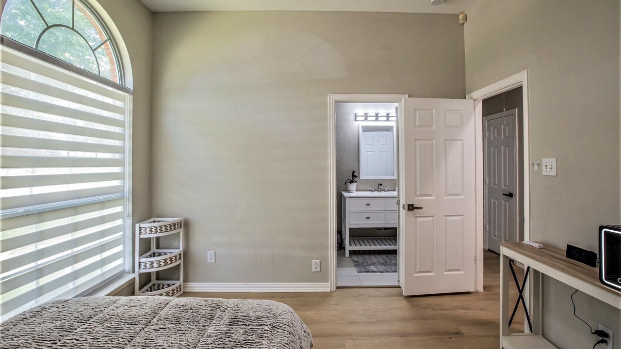 Photo of Bedroom in Valley Ranch
