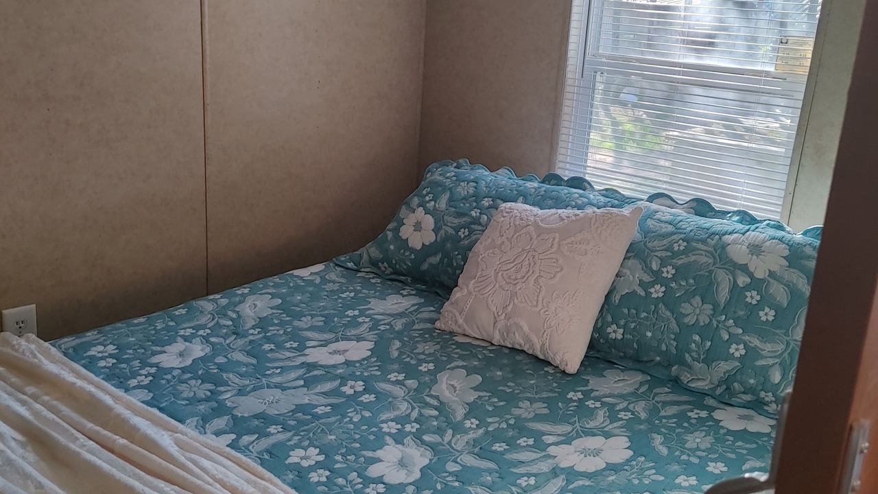 Photo of Bedroom in Graford