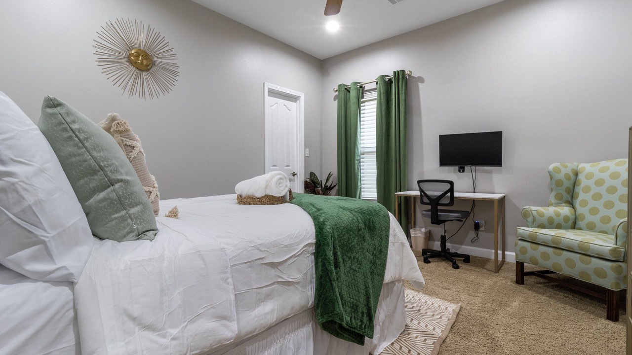 Photo of Bedroom in Maumelle