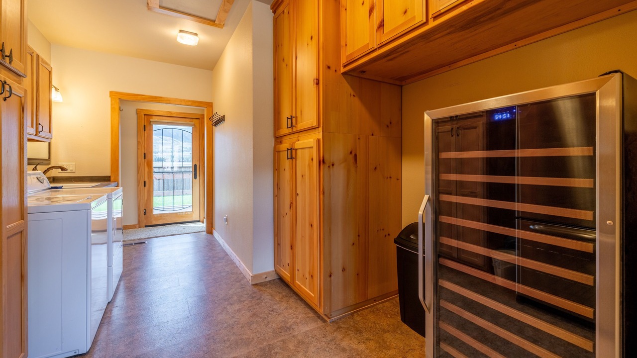Photo of Bedroom in Wapiti