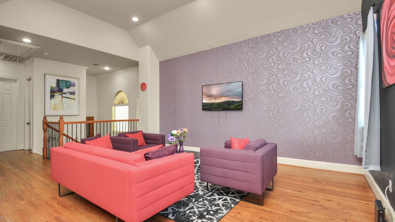 Photo of Livingroom in Woodlake - Briar Meadow