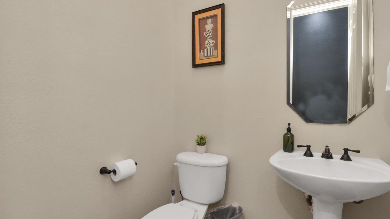 Photo of Bathroom in Woodlake - Briar Meadow