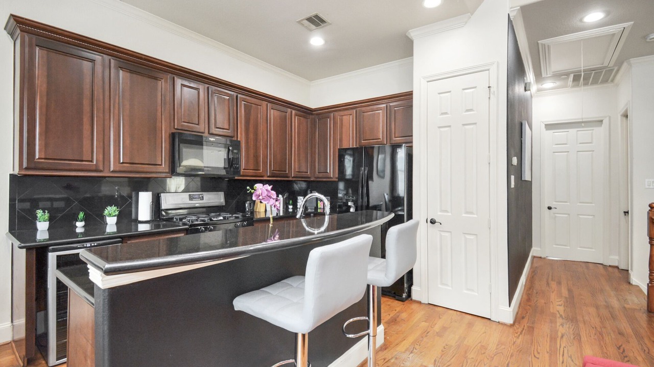 Photo of Kitchen in Woodlake - Briar Meadow