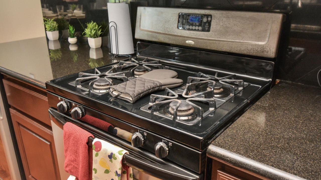 Photo of Kitchen in Woodlake - Briar Meadow