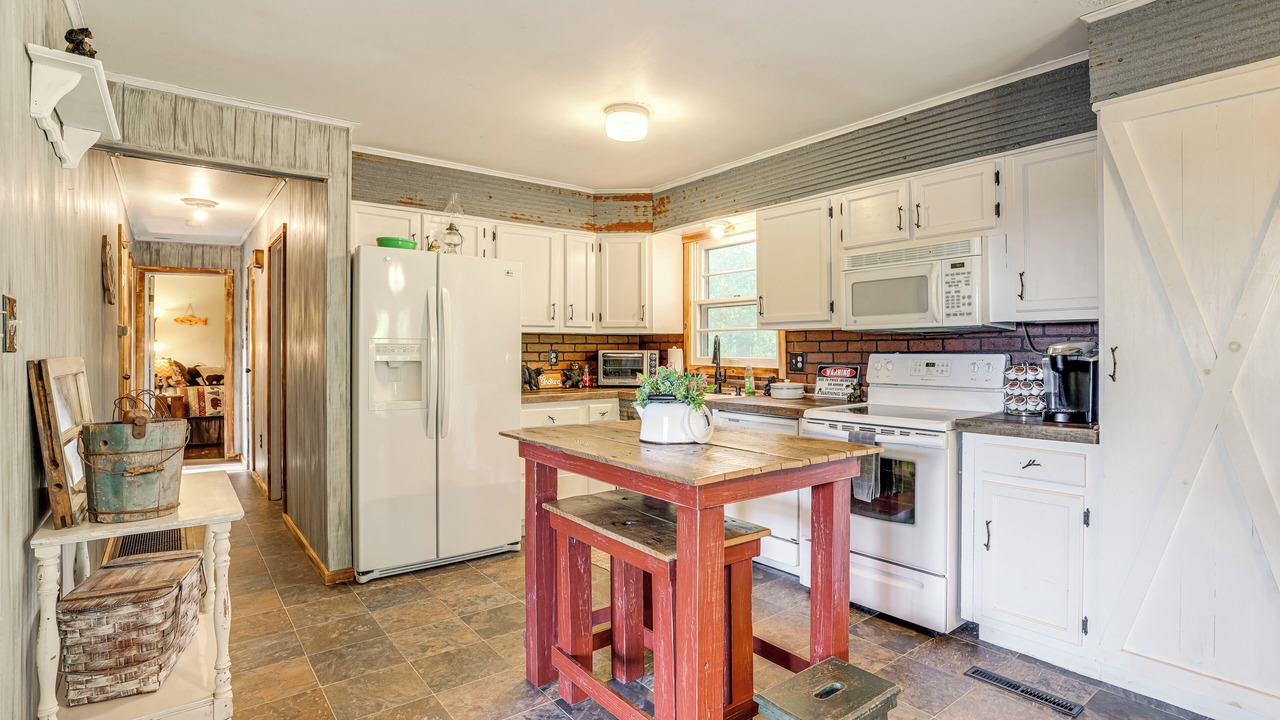 Photo of Kitchen in Cassville