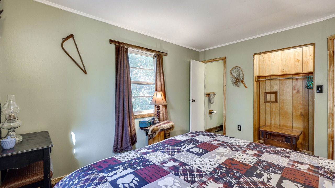 Photo of Bedroom in Cassville