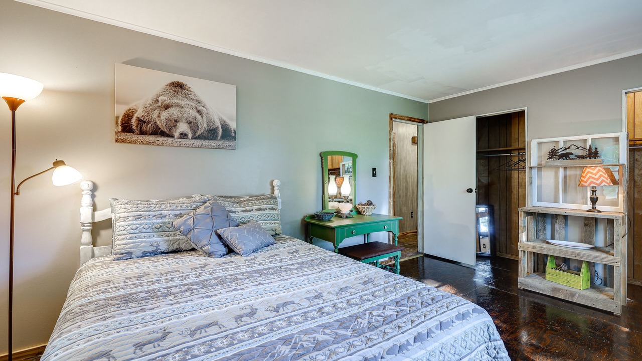 Photo of Bedroom in Cassville