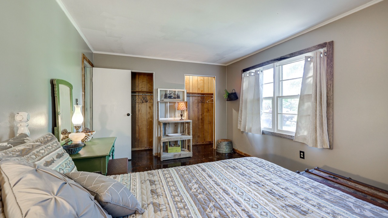 Photo of Bedroom in Cassville