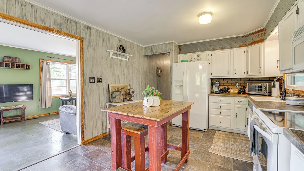 Photo of Kitchen in Cassville