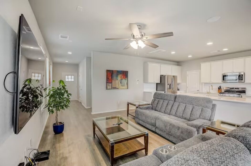 Photo of Livingroom in Travis County
