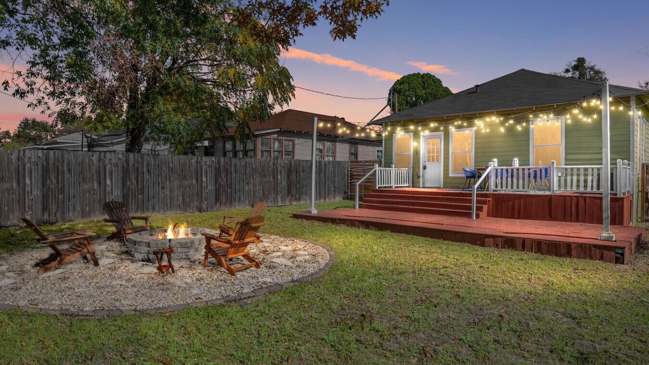 Photo of Patio Balcony in Oak Cliff