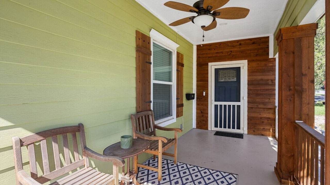 Photo of Patio Balcony in Oak Cliff