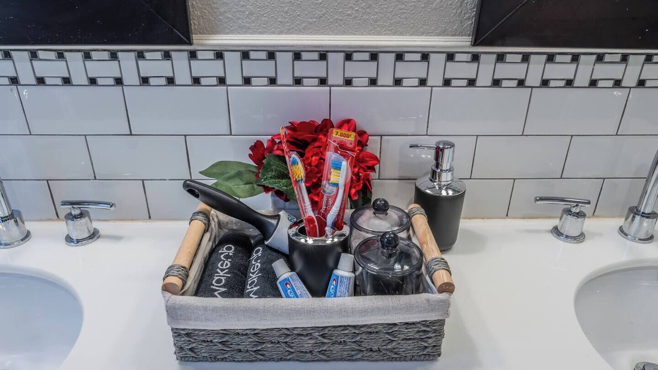 Photo of Bathroom in Oak Cliff