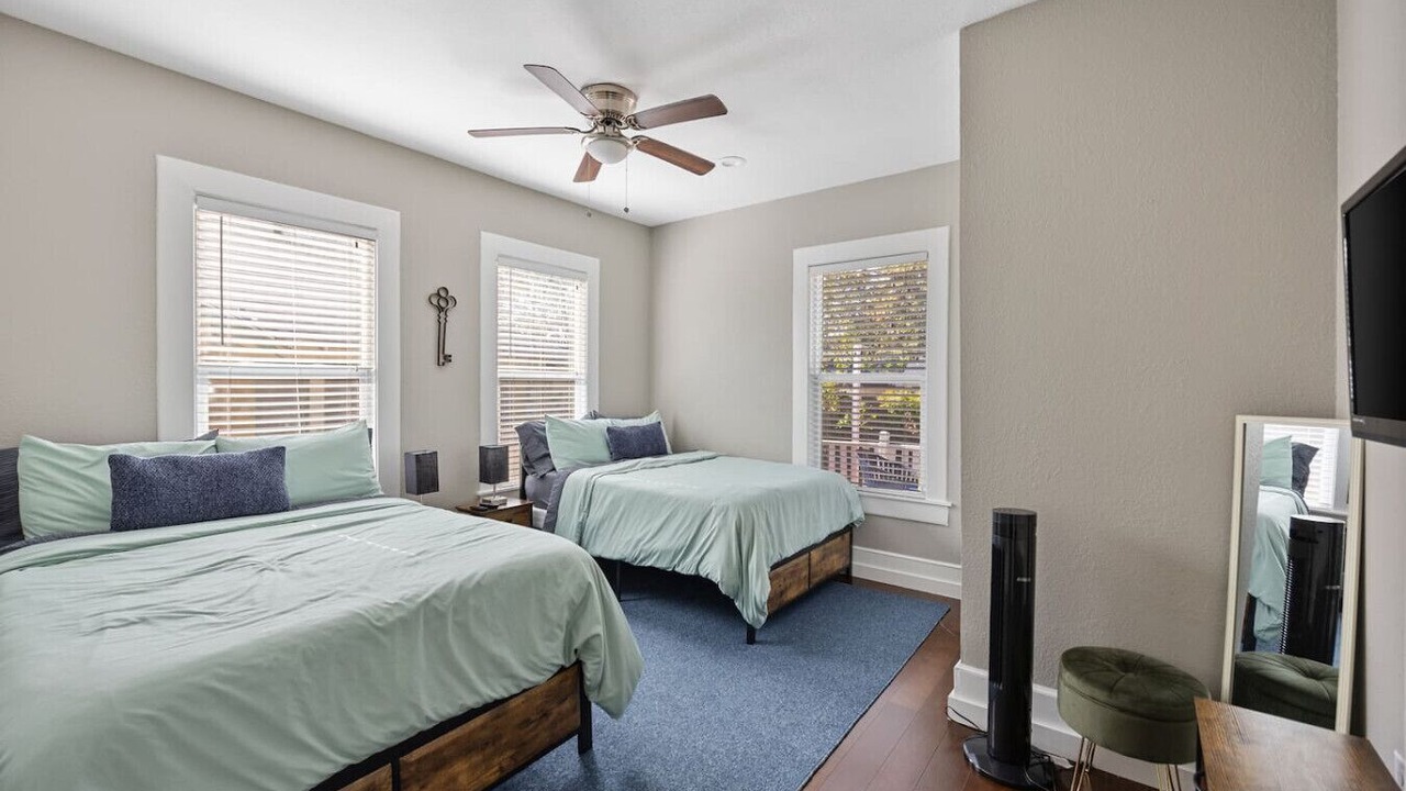 Photo of Bedroom in Oak Cliff