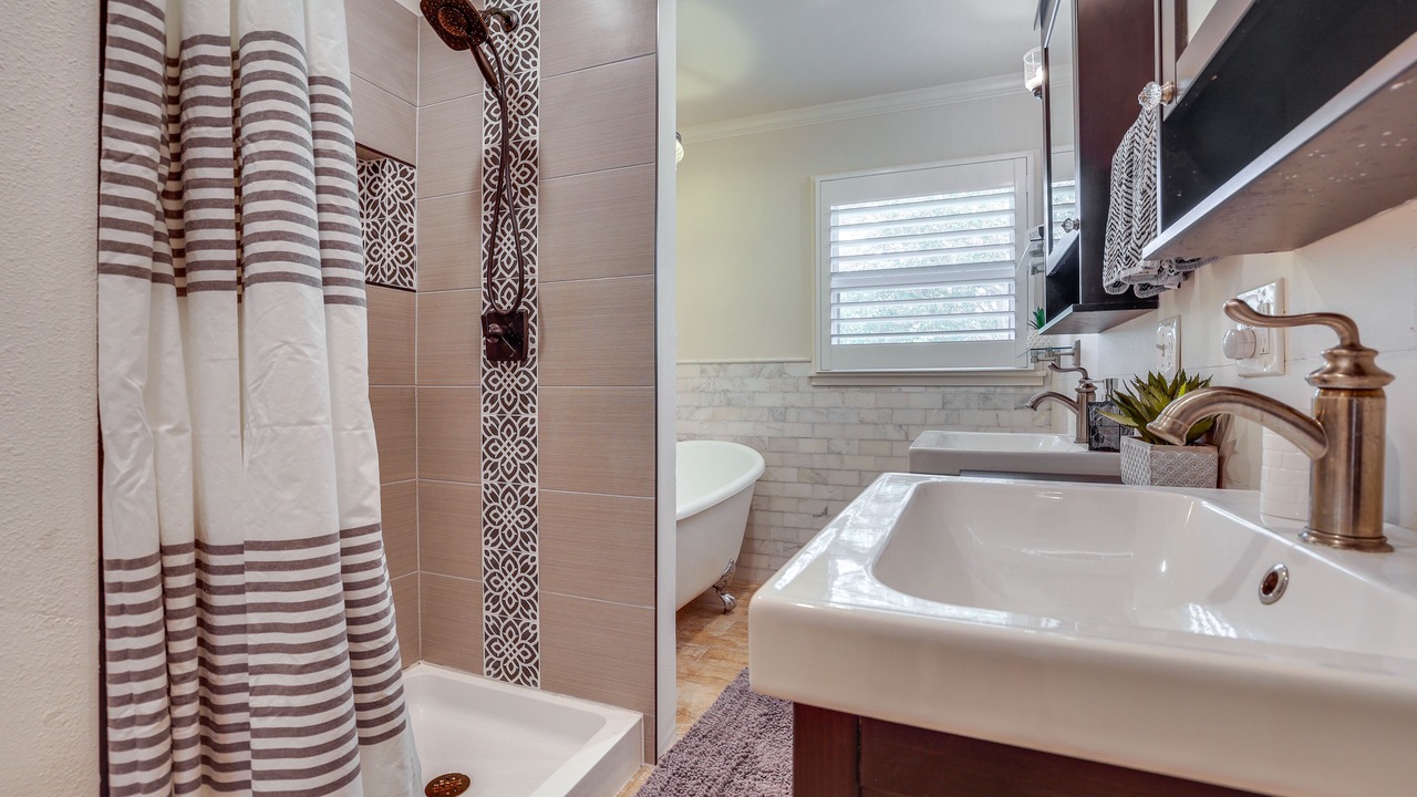 Photo of Bathroom in Monte Vista