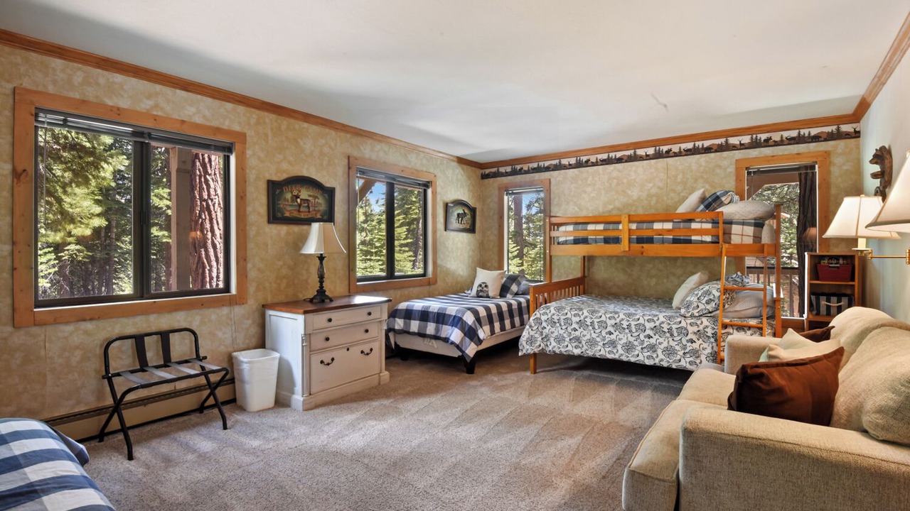 Photo of Bedroom in Carnelian Bay