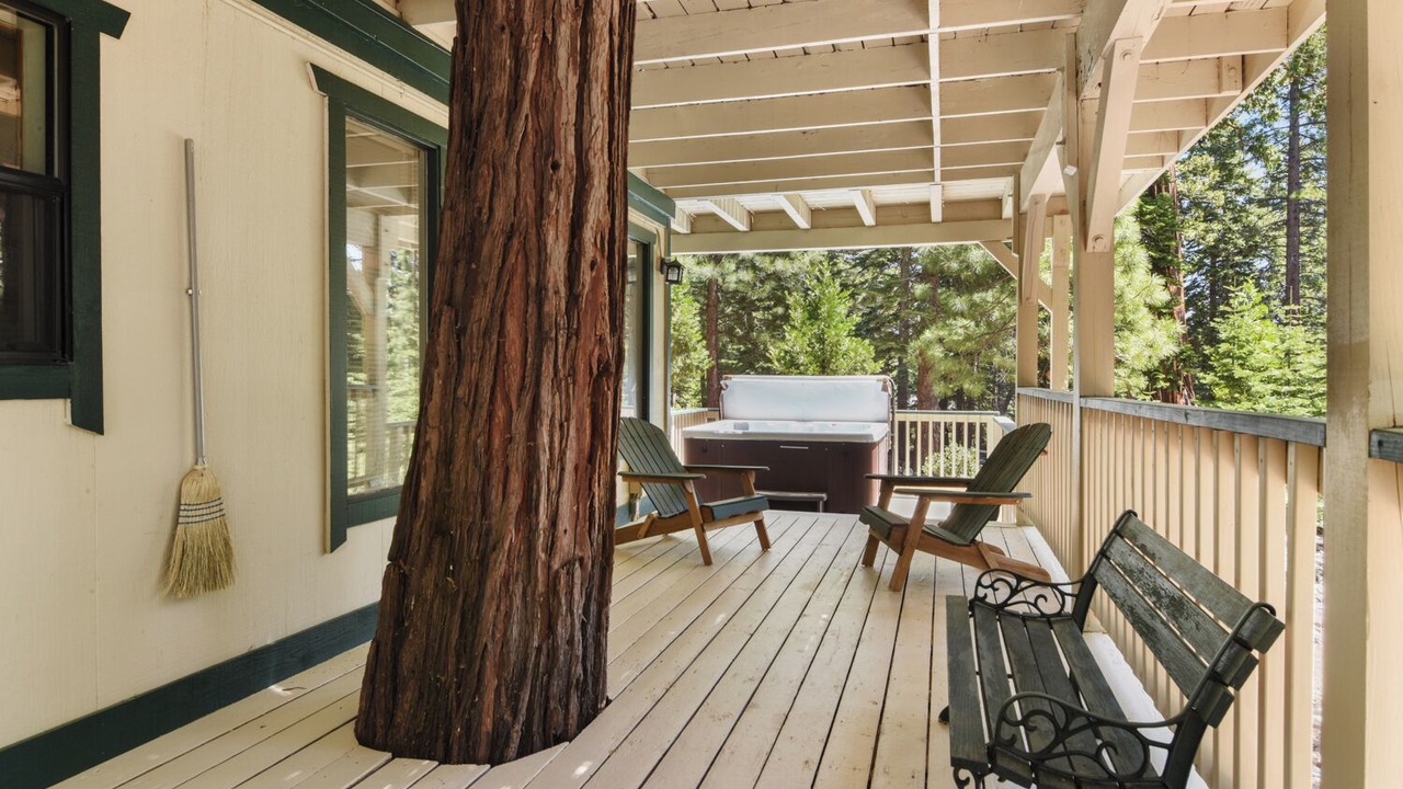 Photo of Patio Balcony in Carnelian Bay