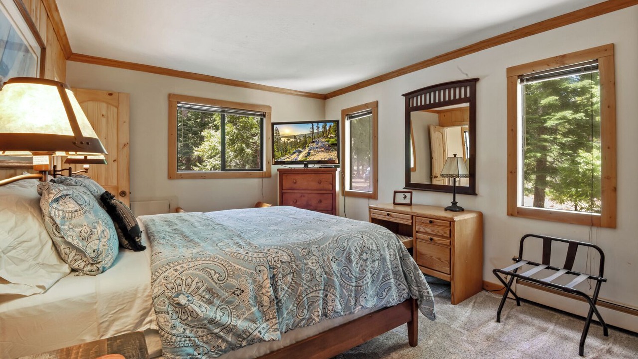 Photo of Bedroom in Carnelian Bay