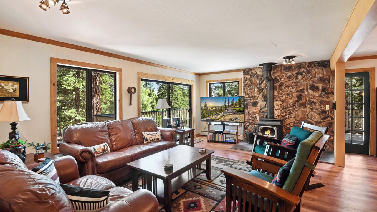 Photo of Livingroom in Carnelian Bay