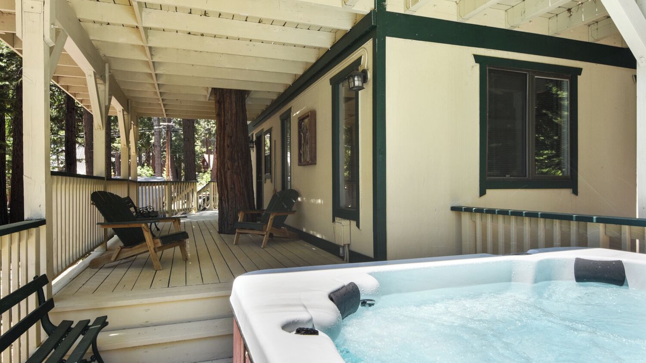 Photo of Patio Balcony in Carnelian Bay