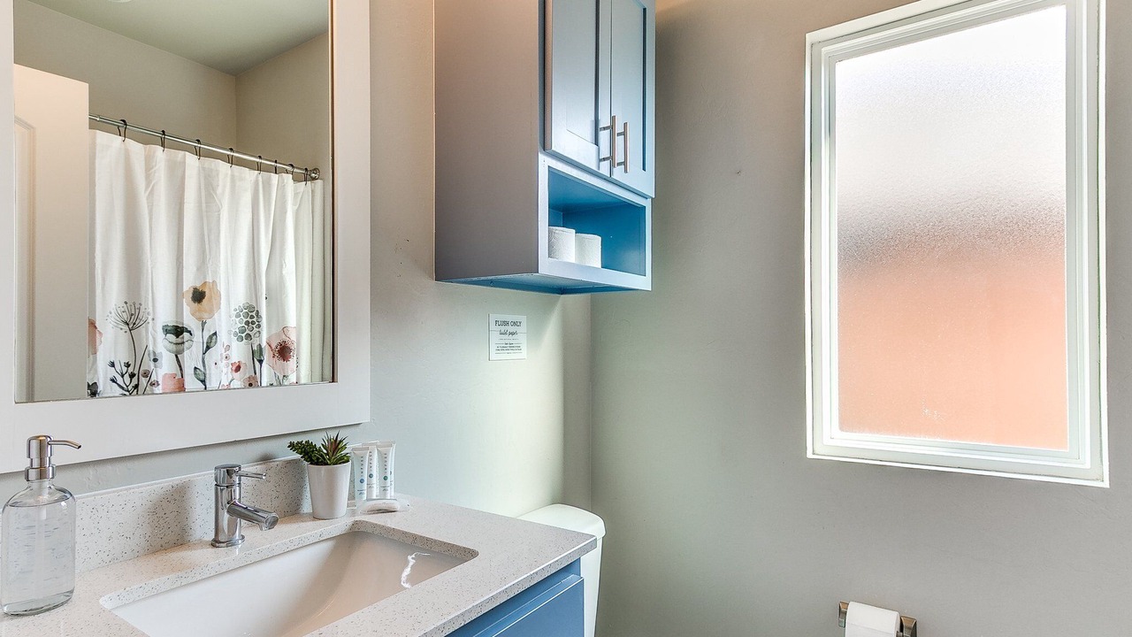 Photo of Bathroom in Yukon