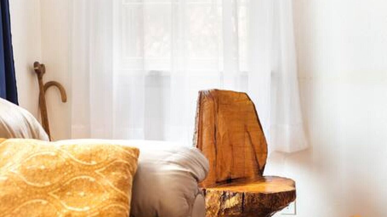 Photo of Livingroom in Central - Terry