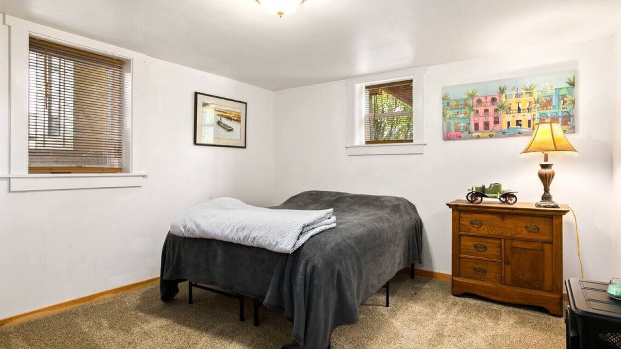 Photo of Bedroom in Central - Terry