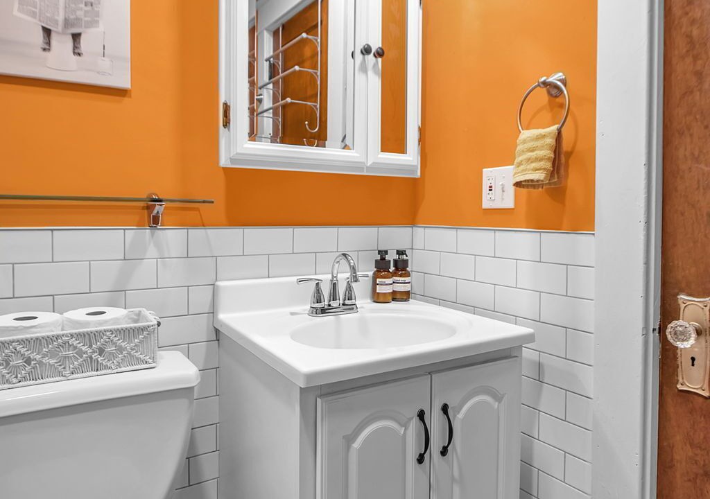 Photo of Bathroom in Black Rock