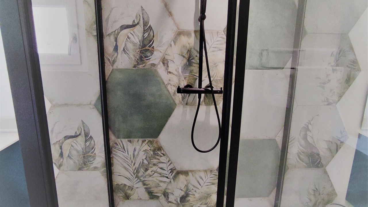 Photo of Bathroom in Saint-Jean-de-Vaux