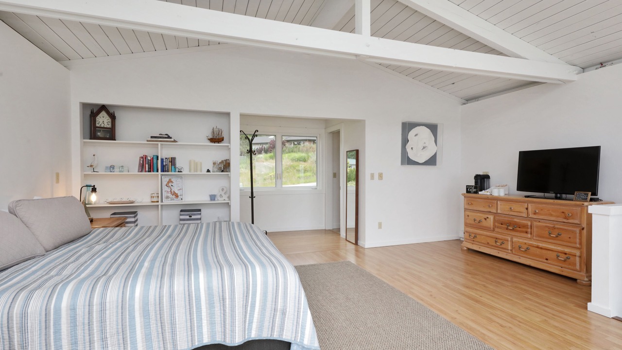 Photo of Others in Lagoon Point