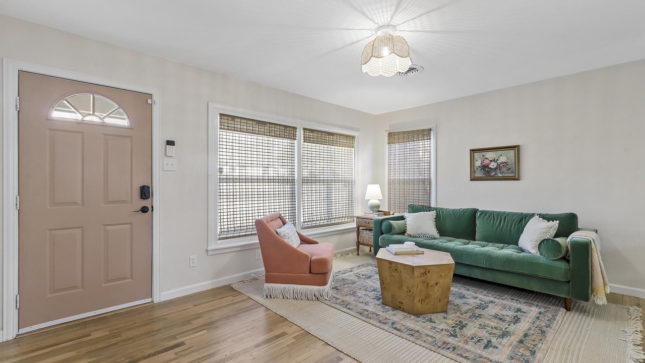 Photo of Livingroom in Fort Worth