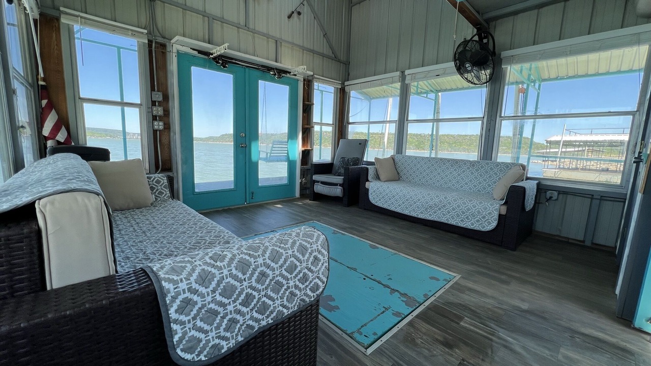 Photo of Livingroom in Gordon