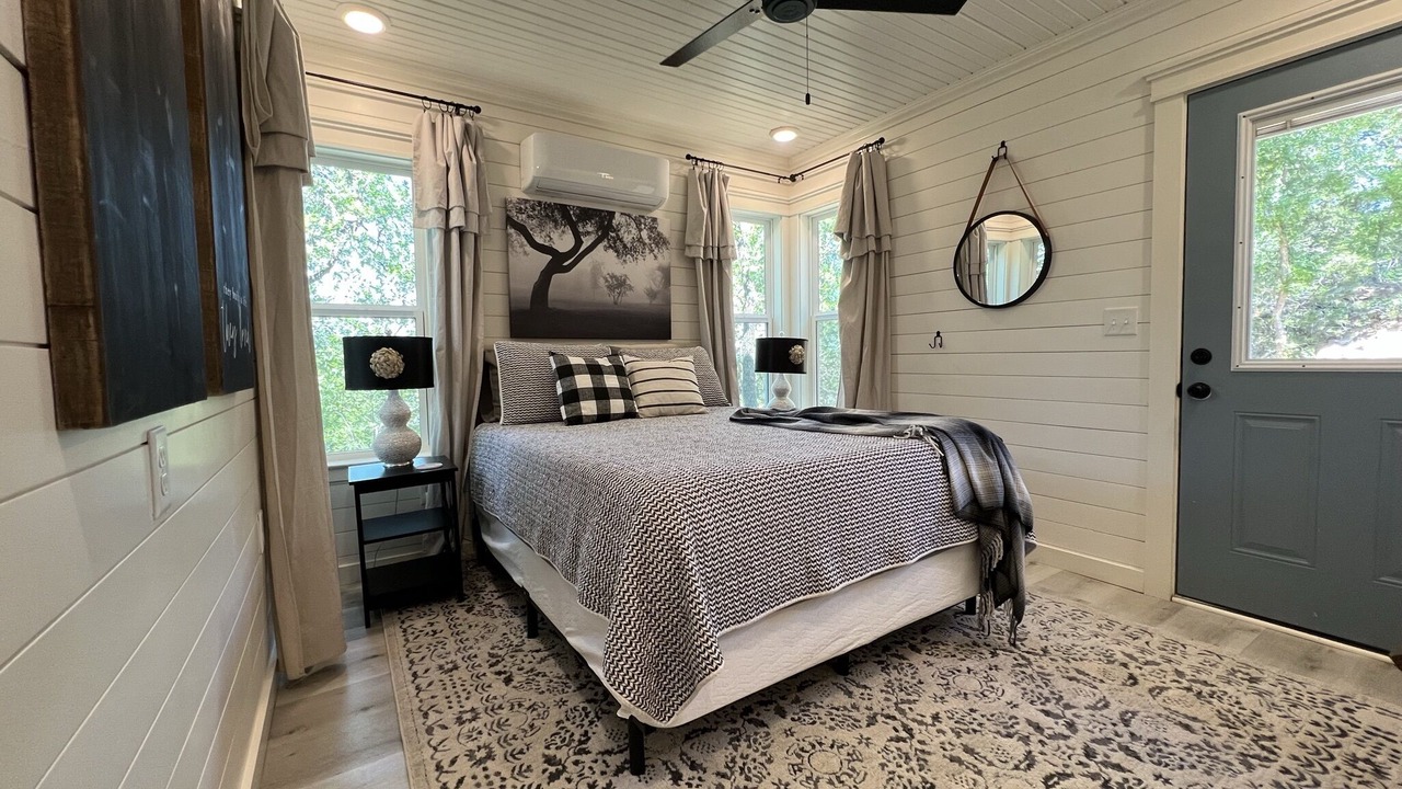 Photo of Bedroom in Gordon