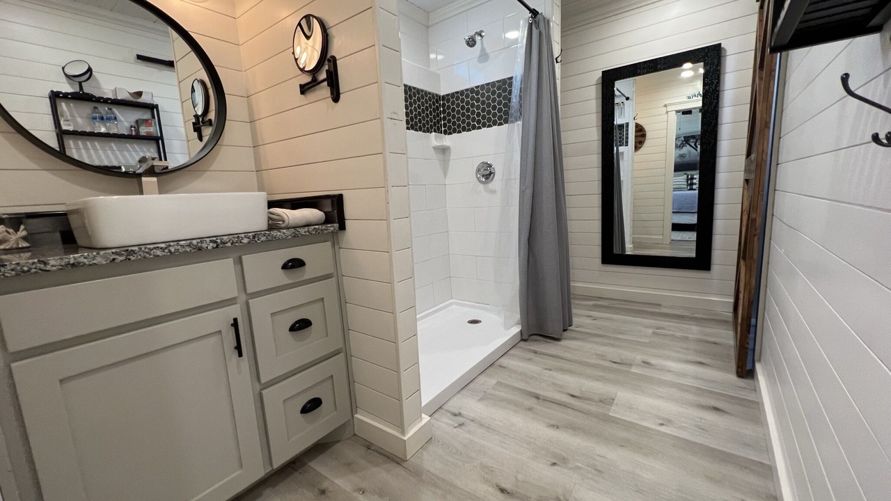 Photo of Bathroom in Gordon