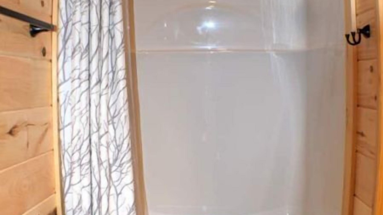 Photo of Bathroom in Frenchburg